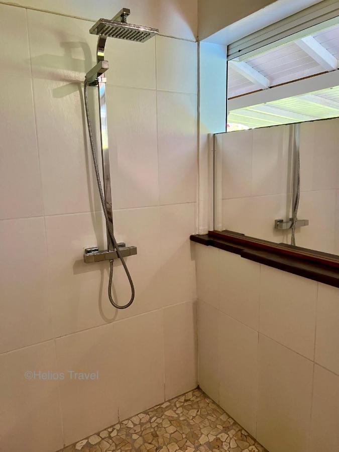 Villa Kazanou Pointe Batterie Deshaies Εξωτερικό φωτογραφία